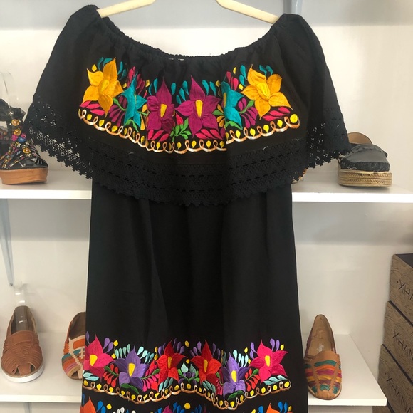 The Azalea Mexican Dress Off the Shoulders Black - Picture 2 of 2
